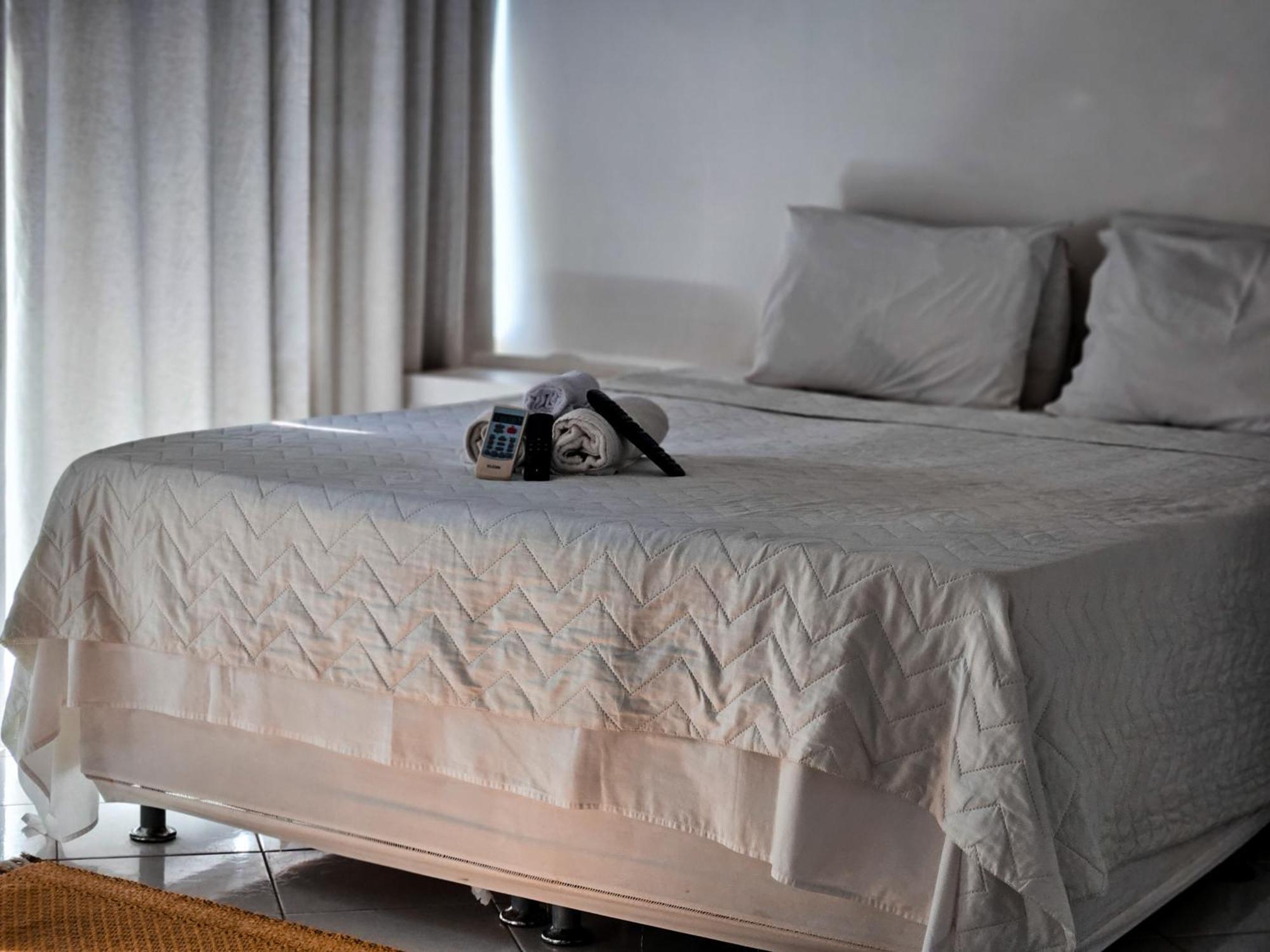 فندق Bella Vista Ocean View Búzios المظهر الخارجي الصورة A bed